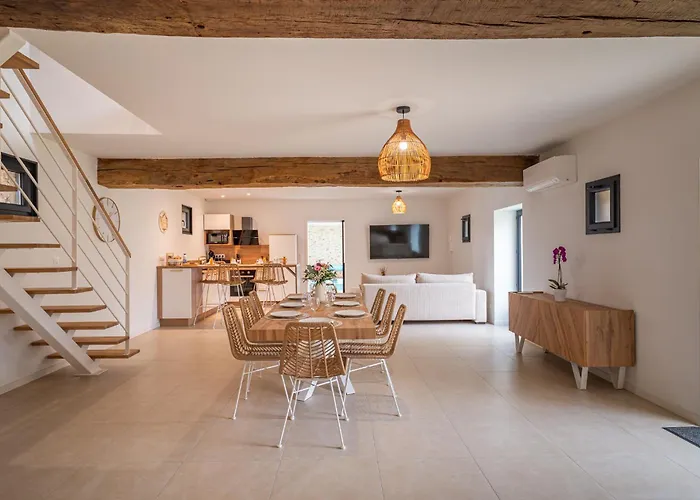 Casa de Férias Grange De Clyna-piscine&spa à 10 Min Du Circuit *