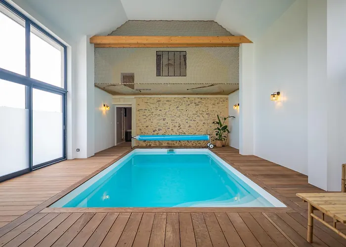 Grange De Clyna-piscine&spa à 10 Min Du Circuit